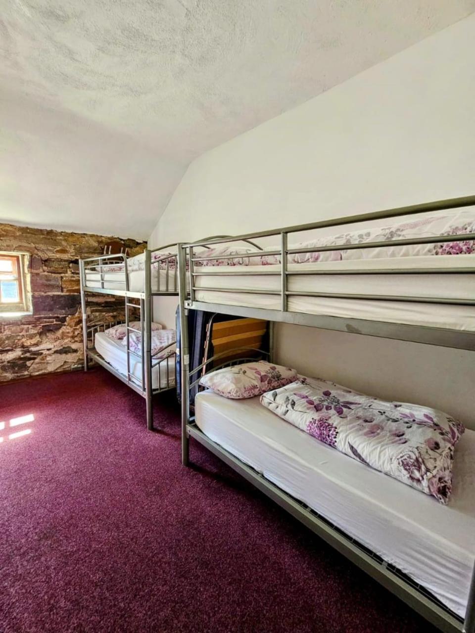 Old Mill Holiday Hostel เวสต์พอร์ต ภายนอก รูปภาพ