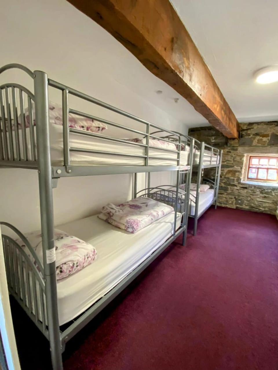 Old Mill Holiday Hostel เวสต์พอร์ต ภายนอก รูปภาพ